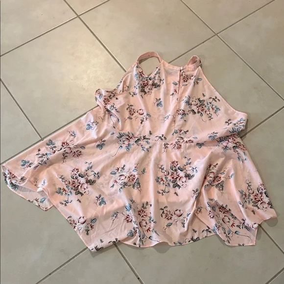 Never worn torrid sz 5 5X sleeveless summer shirt 1208 - Picture 4 of 6